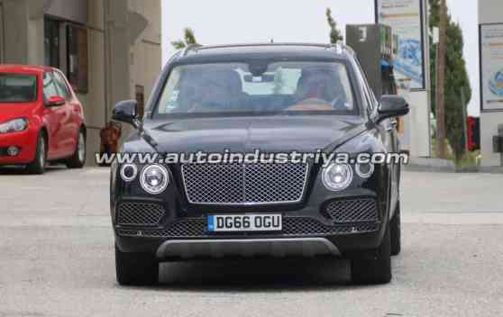 Spied: The Bentley Bentayga in plug-in hybrid guise image