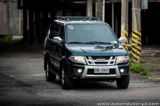 2017 Isuzu Crosswind Sportivo X AT image