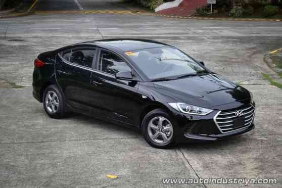 2016 Hyundai Elantra 1.6 GL M/T image