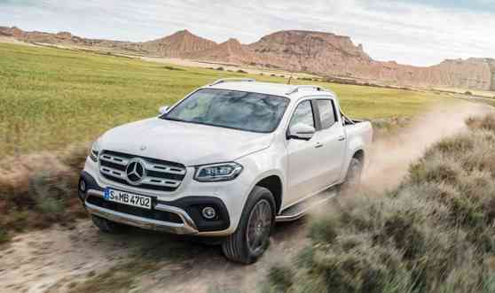 Mercedes-Benz unveils 2018 X-Class pickup image