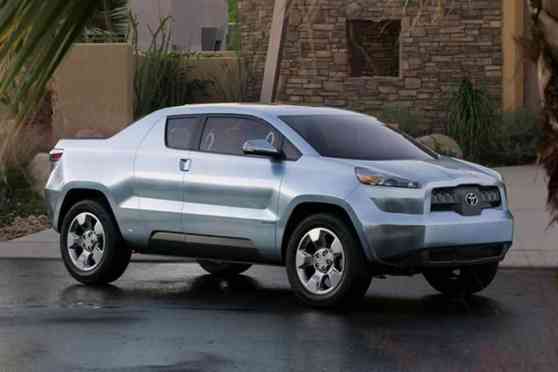 Toyota patent hints at electric, hybrid truck or SUV image