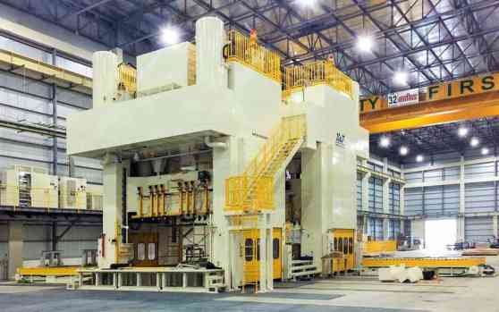 Mitsubishi Motors invests in 2000-ton stamping machine to make body panels image