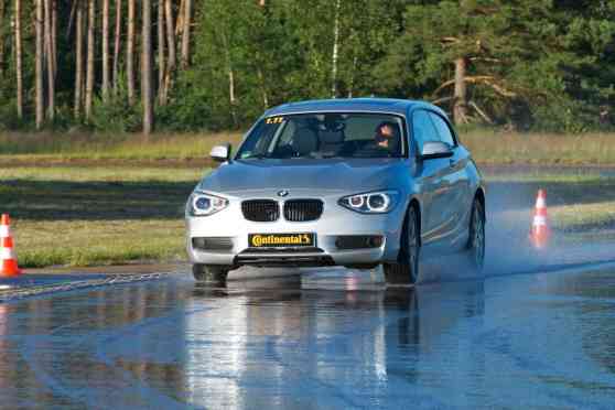 Frankfurt 2017: Continental unveils two 'road-sensing' tire concepts image
