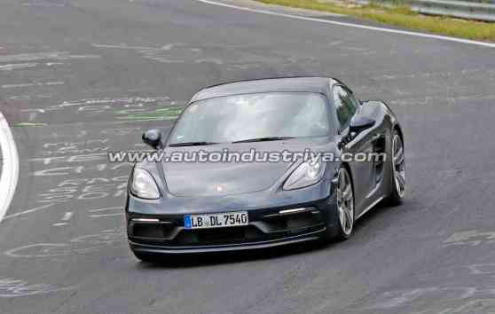 Spied: 2018 Porsche 718 Cayman GTS raids the Nurburgring image