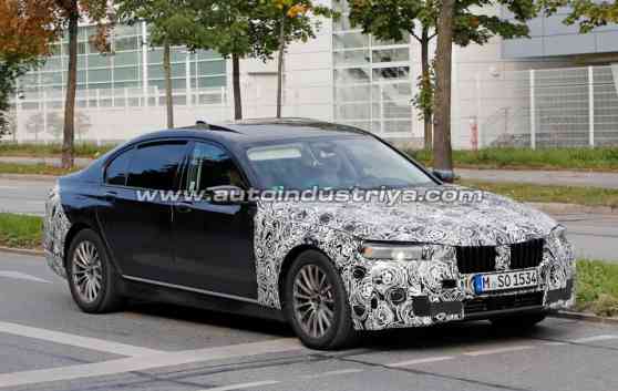 Spied: 2020 BMW 7 Series hides its new look image