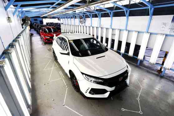 First batch of the Honda Civic Type R arrive in the country image