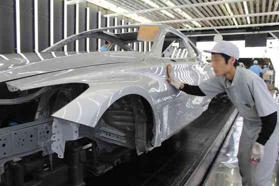 Kobe Steel false data scandal rocks Japan Auto Industry image