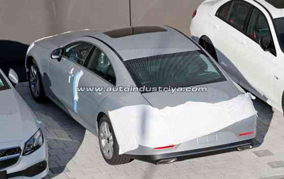 Spied: Third-gen Mercedes-Benz CLS caught with almost no camo image