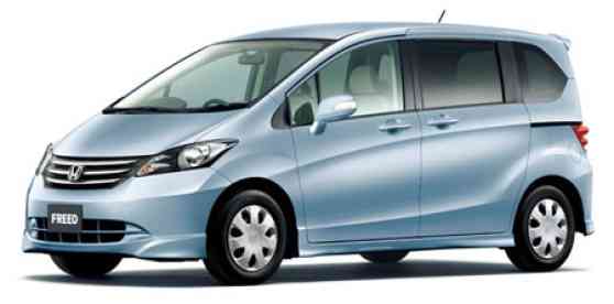 Honda Begins Sales of the Freed image