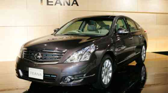 Nissan launches the new generation Teana image