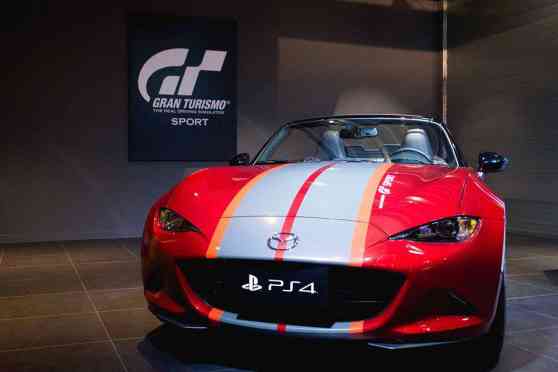 Gran Turismo Sport 'Super Bundle' packaged with a real Mazda MX-5 image