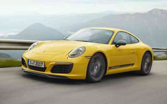 2018 Porsche 911 Carrera T sheds weight, gets manual gearbox image