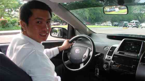 Author of Hybrid Bill test drives the Toyota Prius image
