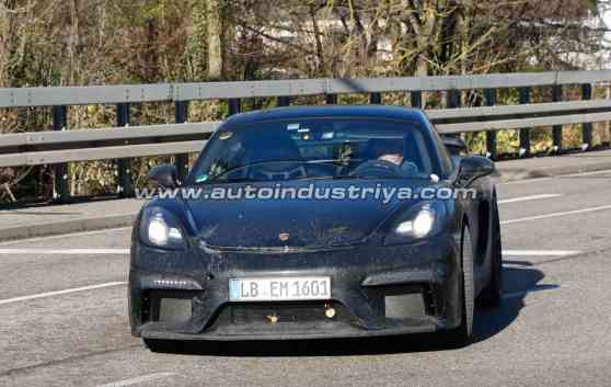 Spied: Porsche Cayman GT4 packs aggressive new aero image