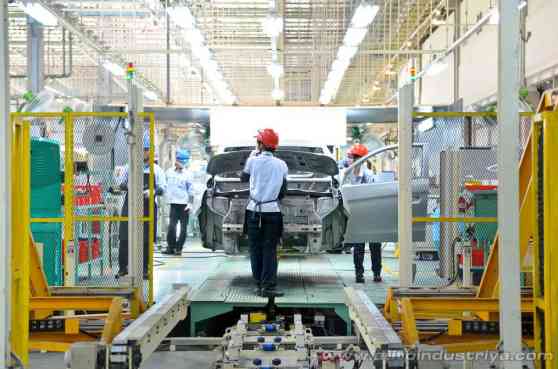 DTI: Philippine auto sales to reach 1M per year by 2025 image