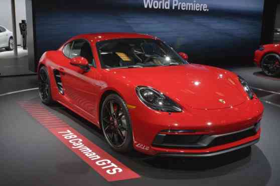 LA 2017: All-new Porsche 718 Boxster GTS, Cayman GTS unleashed image