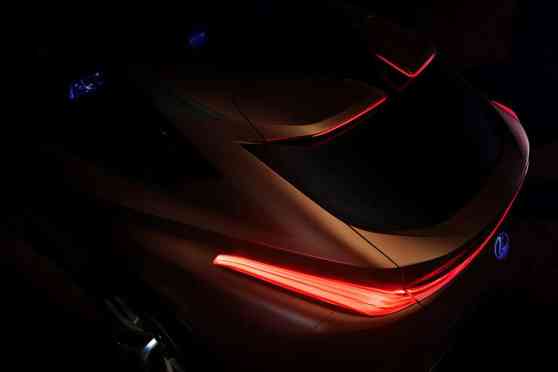 Lexus teases new flagship SUV with LF-1 Limitless concept image
