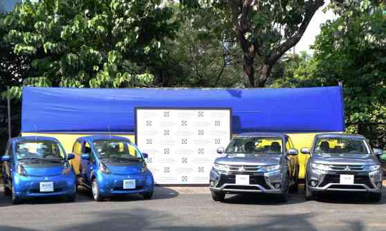 Mitsubishi Motors Philippines turns over electric vehicles to DOE image