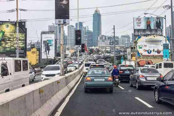 Foreign business groups urge lawmakers to fix traffic problem before 2020 image