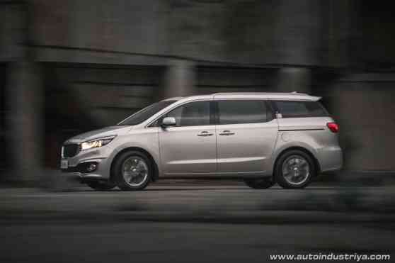 2017 Kia Grand Carnival V6 SXL image
