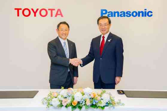 Toyota and Panasonic look at viability of auto prismatic battery business image