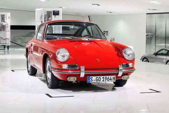 Porsche museum adds an original 901 to its collection image