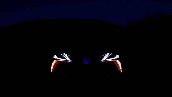 Lexus previews striking headlamp design of LF-1 concept image