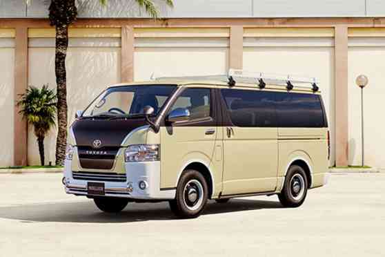 Modellista turns Hiace into VW Type 2 inspired 'Relaxbase' image