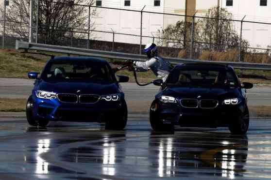BMW M5 smashes world record for longest drift image