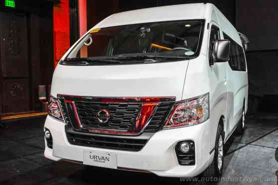 Nissan to challenge the Super Grandia with the 2018 Urvan Premium S image