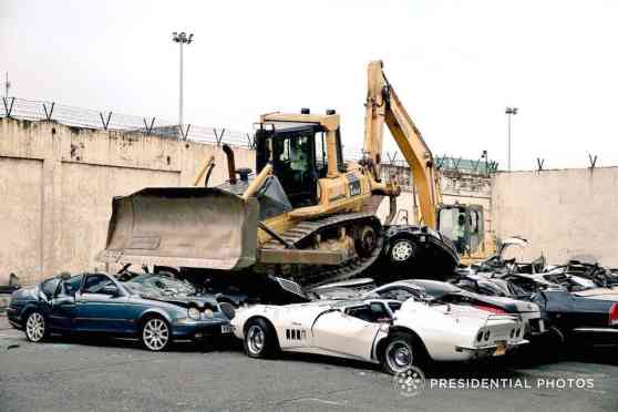WATCH: 1969 Corvette Stingray painfully crushed to 'warn future smugglers' image