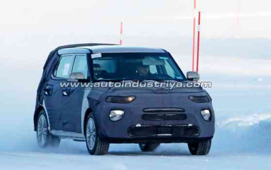 Spied: A first look at the next-generation Kia Soul image