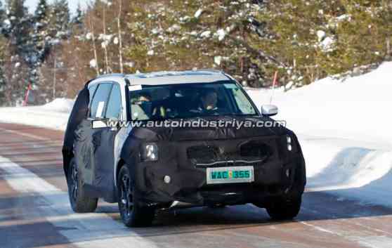 Spied: Kia to enter full-size crossover scene with the Telluride image