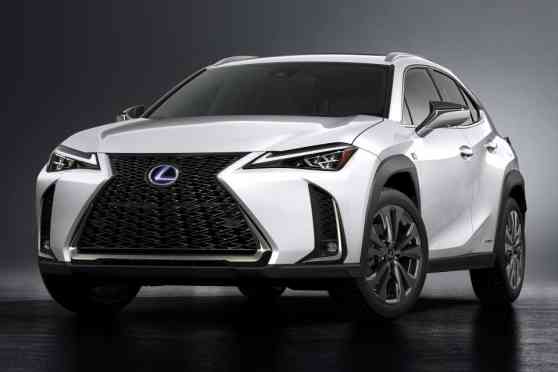 Geneva 2018: Stylish, high-tech Lexus UX makes world premiere image