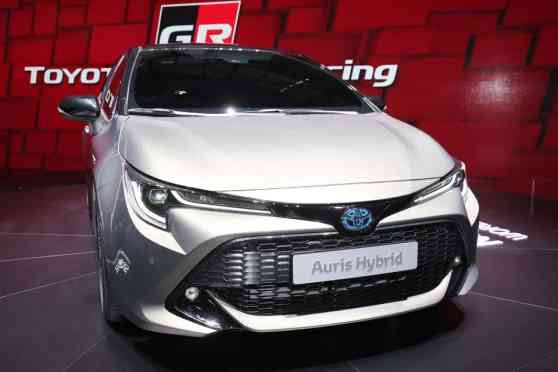Geneva 2018: All-new Toyota Auris previews next-gen Corolla image