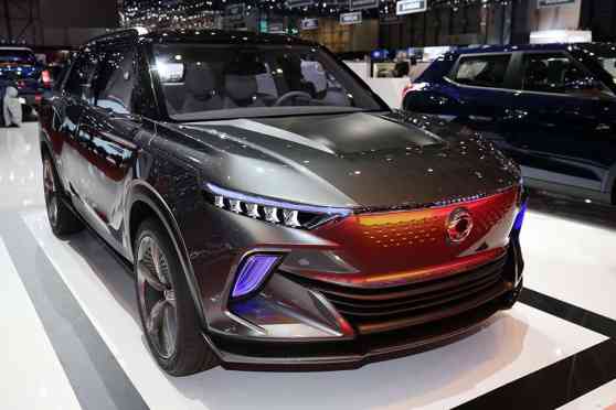 Geneva 2018: Ssangyong forges electric future with e-SIV EV Concept image