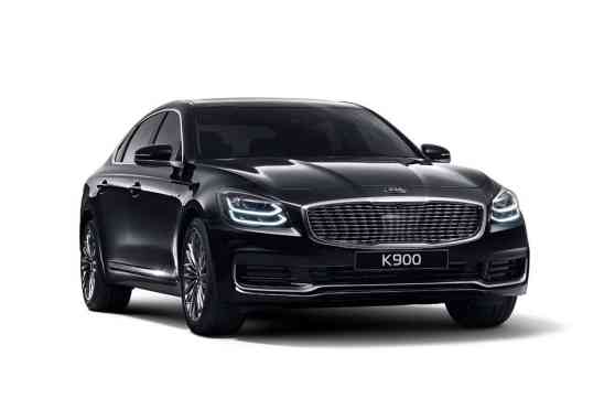 Lavish 2018 Kia K900 flagship sedan goes official image