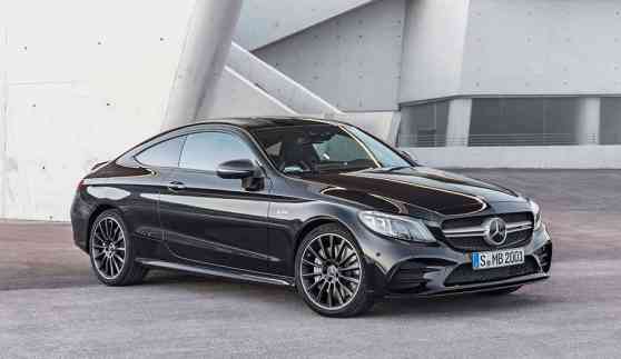 Refreshed Mercedes-Benz C-Class Coupe, Cabriolet heads to New York image