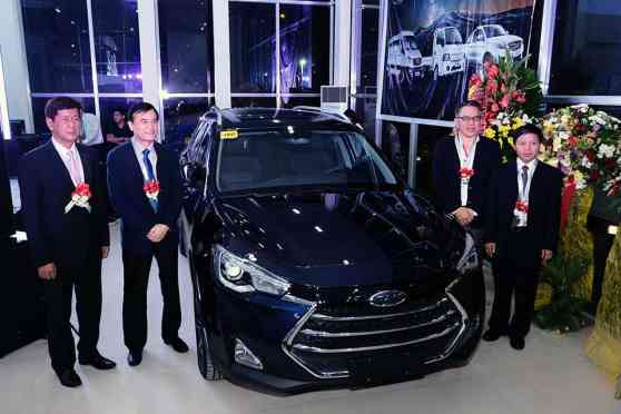 JAC Motors opens first car dealership in the Philippines image