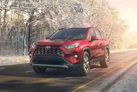 New York 2018: Toyota's new RAV4 looks sharp with its new skin image