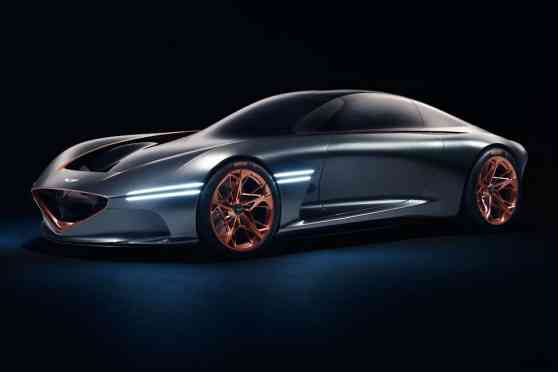 New York 2018: Genesis Essentia concept bucks the crossover trend image