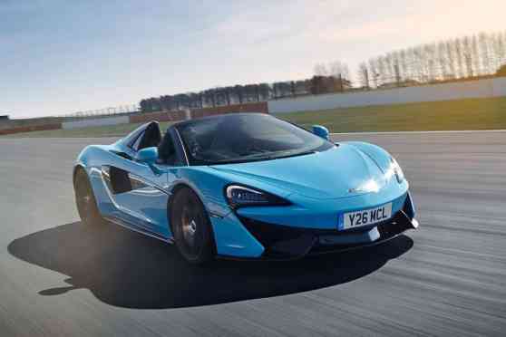 McLaren gives the 570S Spider a diet with new Track Pack kit image