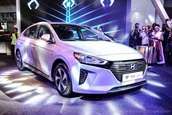 MIAS 2018: With Ioniq, Hyundai now has the most affordable hybrid in PH image