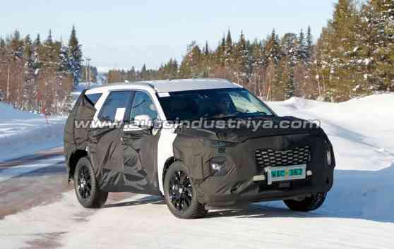 Spied: Hyundai's supersized SUV hits the streets again image