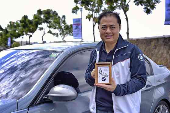 Filipino BMW enthusiast awarded 'Friend of the Marque' image