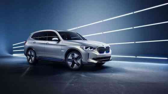 BMW iX3 concept presents electric future of crossovers image