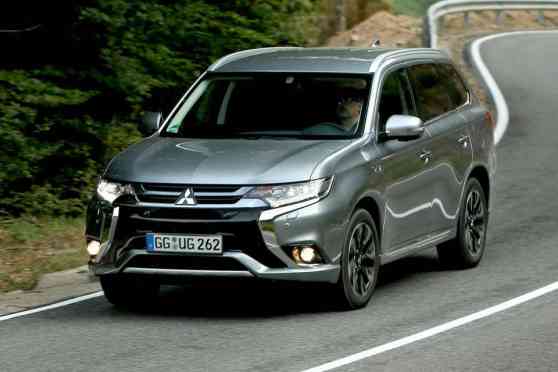 Report: More next-gen Mitsubishi models to have Nissan DNA image
