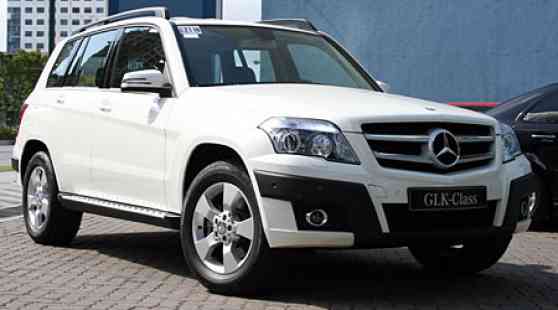 Mercedes Benz unveils GLK compact SUV image