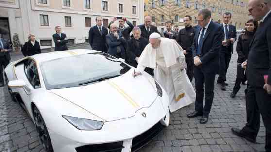 Pope Francis auctions off his Lamborghini Huracan for $850,000 image