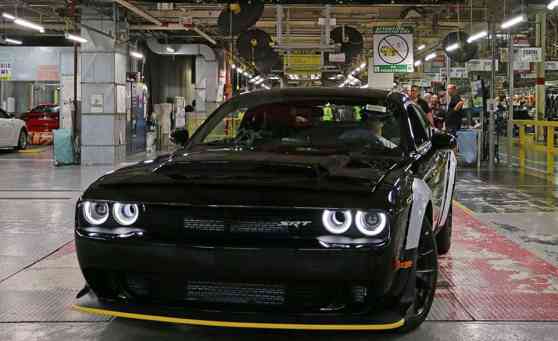Buy the last Dodge Demon, get a Viper for free image